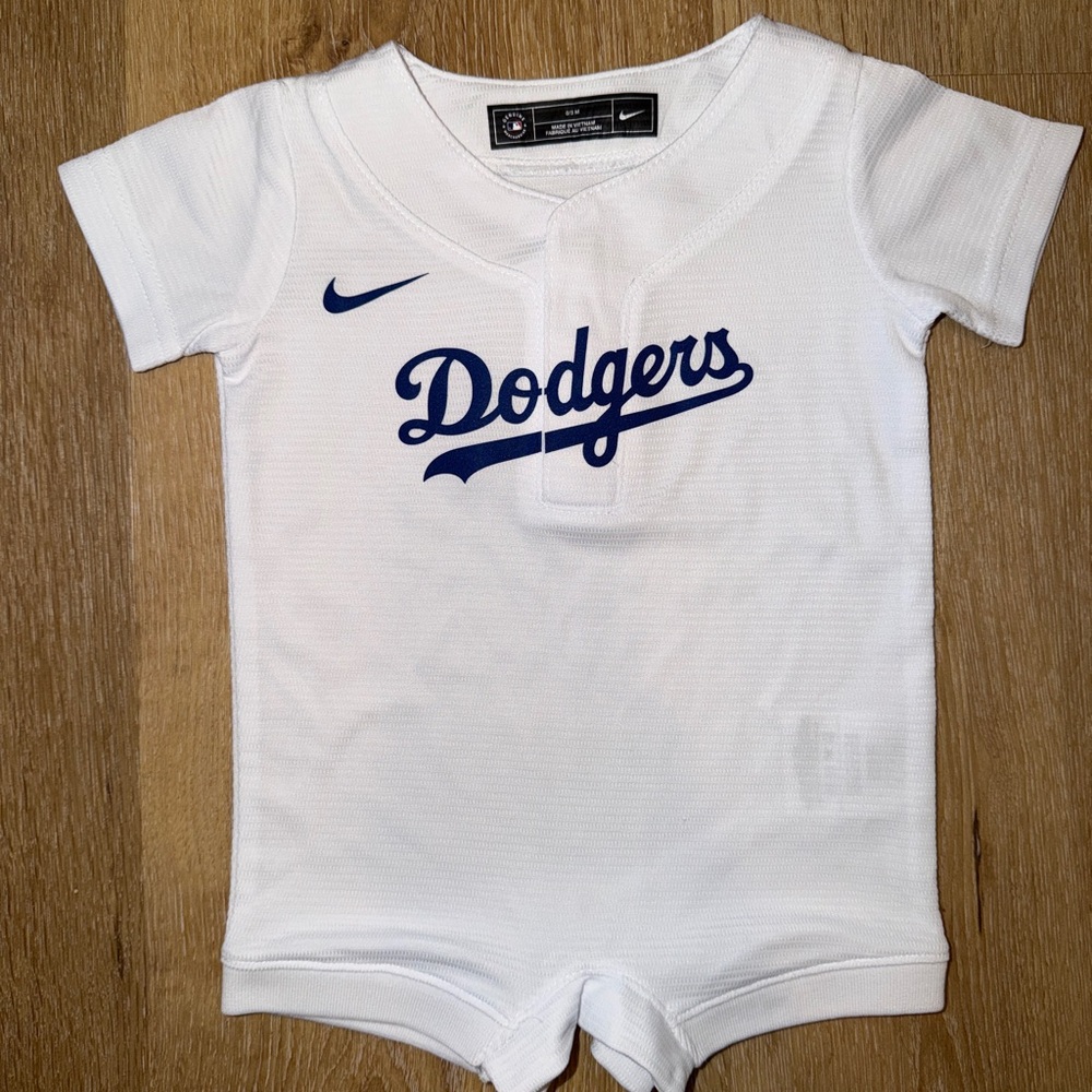LA Dodgers baby onesie 0-3 months
